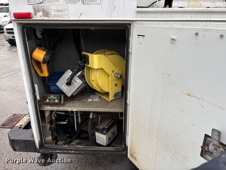 image for item FK1239 2011 Ford F550 Super Duty XL utility / service truck