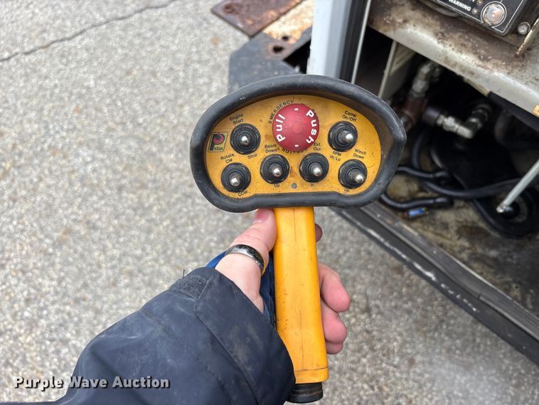 image for item FK1239 2011 Ford F550 Super Duty XL utility / service truck