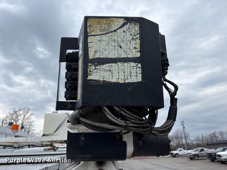 image for item FK1239 2011 Ford F550 Super Duty XL utility / service truck