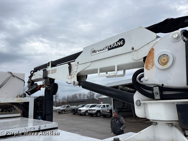 image for item FK1239 2011 Ford F550 Super Duty XL utility / service truck