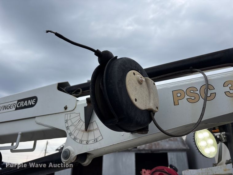 image for item FK1239 2011 Ford F550 Super Duty XL utility / service truck