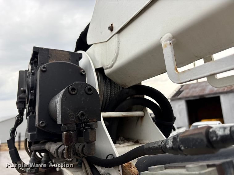 image for item FK1239 2011 Ford F550 Super Duty XL utility / service truck