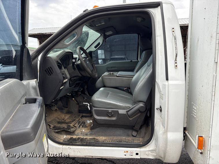 image for item FK1239 2011 Ford F550 Super Duty XL utility / service truck