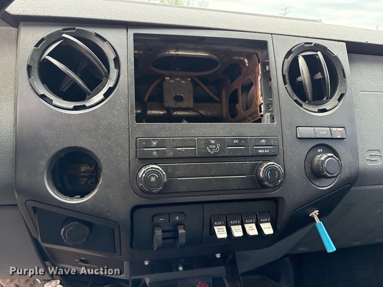 image for item FK1239 2011 Ford F550 Super Duty XL utility / service truck