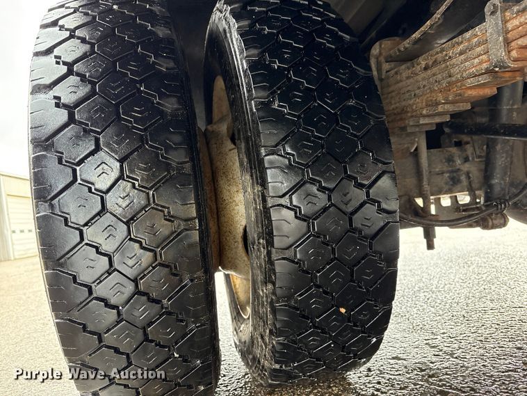 image for item FK1239 2011 Ford F550 Super Duty XL utility / service truck