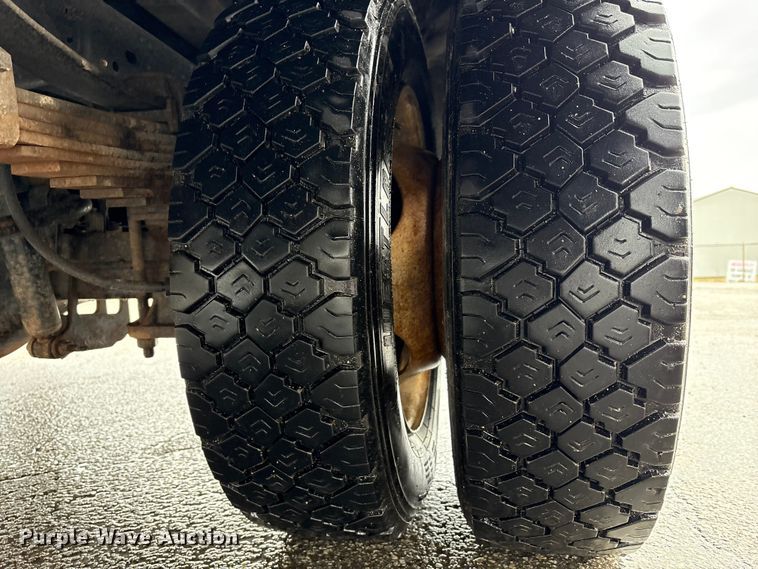 image for item FK1239 2011 Ford F550 Super Duty XL utility / service truck