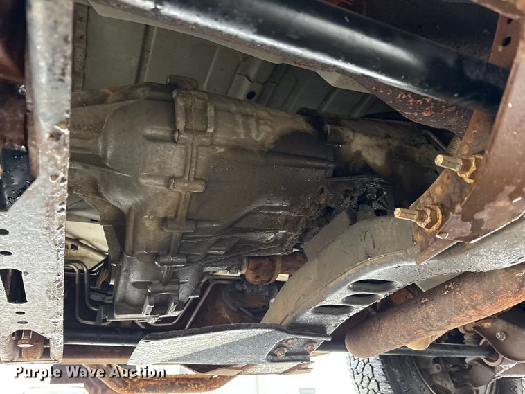 image for item FK1240 2011 Chevrolet Silverado 2500HD Crew Cab pickup truck