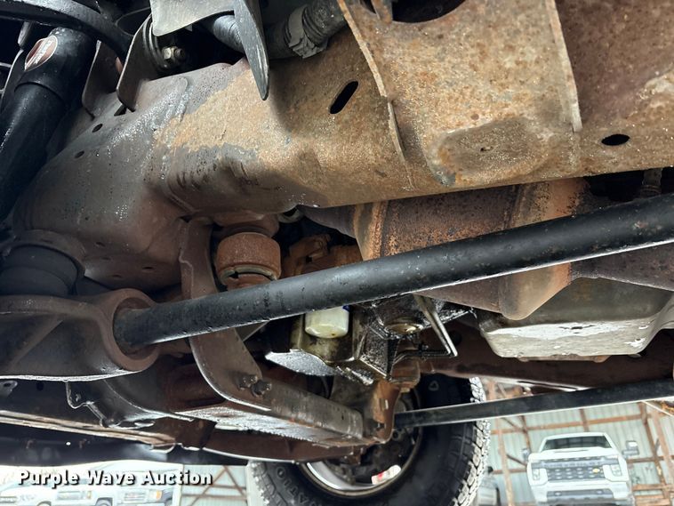 image for item FK1240 2011 Chevrolet Silverado 2500HD Crew Cab pickup truck