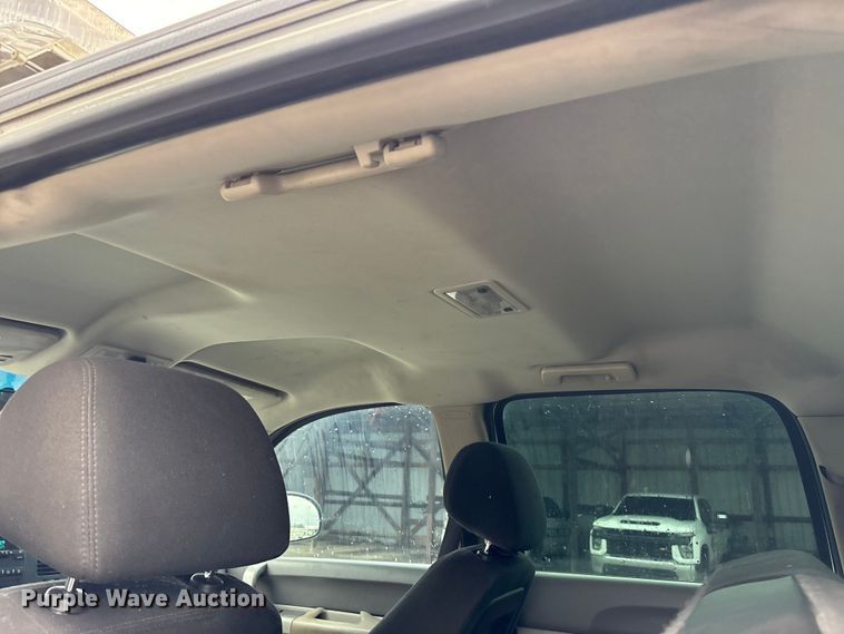 image for item FK1240 2011 Chevrolet Silverado 2500HD Crew Cab pickup truck