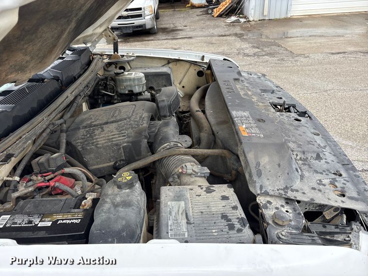 image for item FK1240 2011 Chevrolet Silverado 2500HD Crew Cab pickup truck