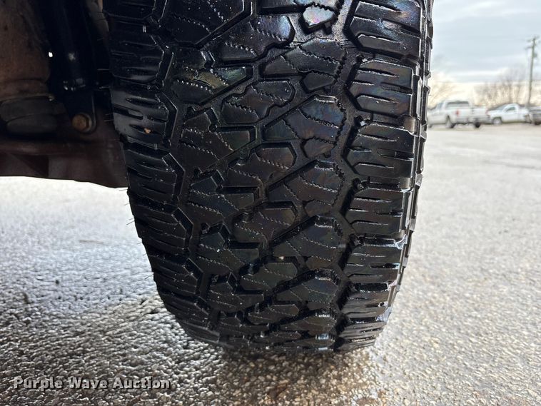 image for item FK1240 2011 Chevrolet Silverado 2500HD Crew Cab pickup truck