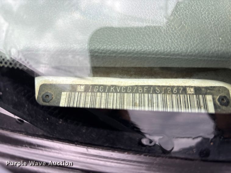 image for item FK1240 2011 Chevrolet Silverado 2500HD Crew Cab pickup truck