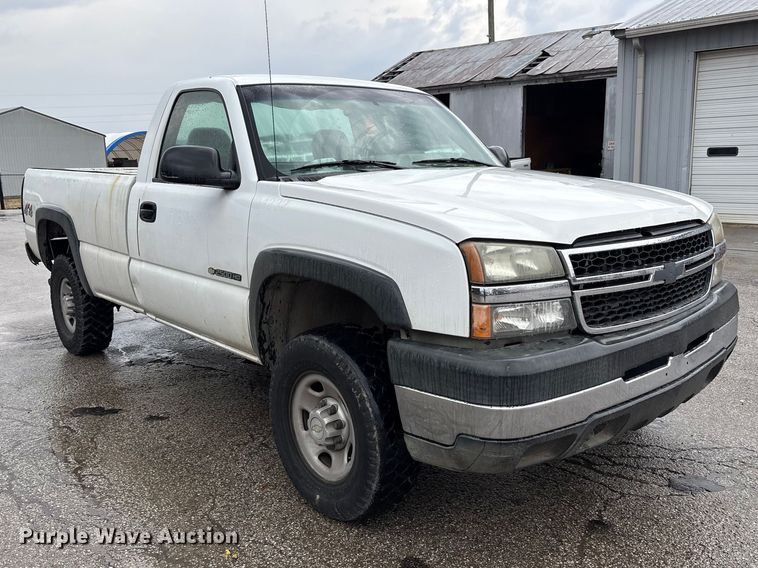 image for item FK1241 2006 Chevrolet Silverado 2500HD pickup truck