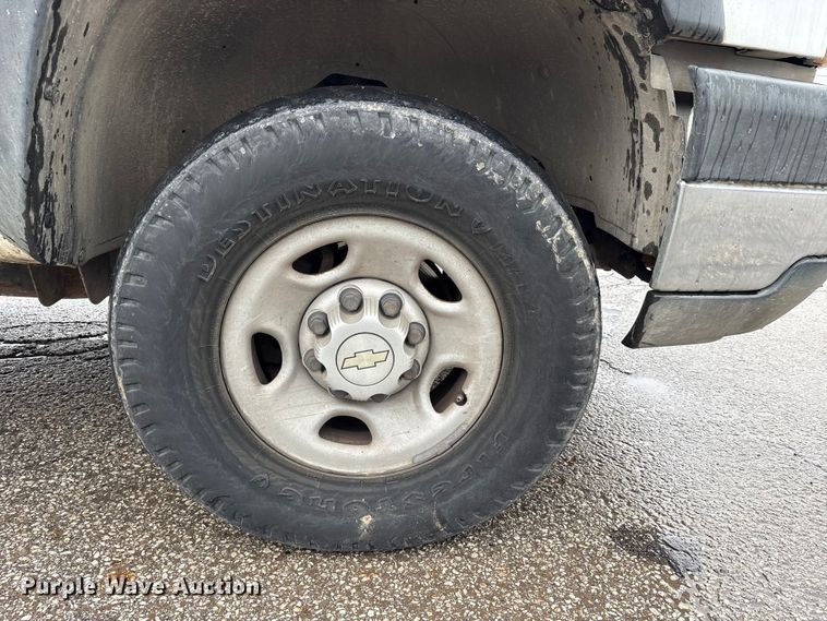 image for item FK1241 2006 Chevrolet Silverado 2500HD pickup truck