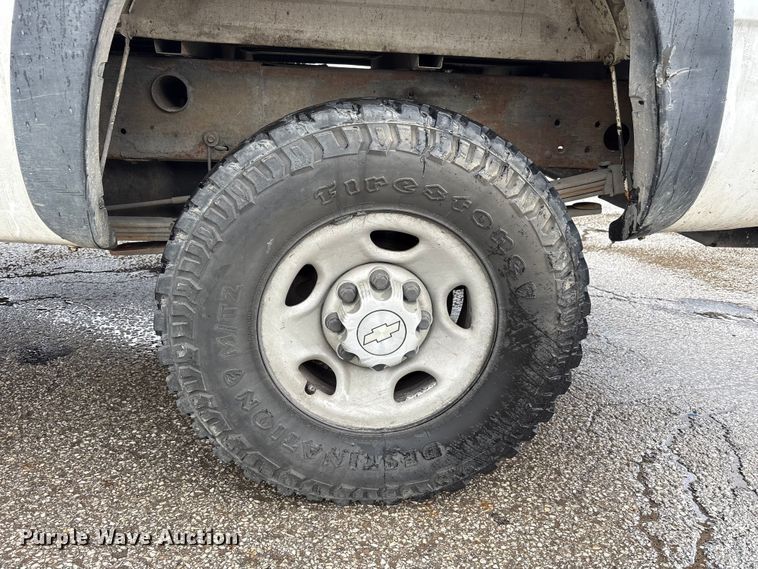 image for item FK1241 2006 Chevrolet Silverado 2500HD pickup truck