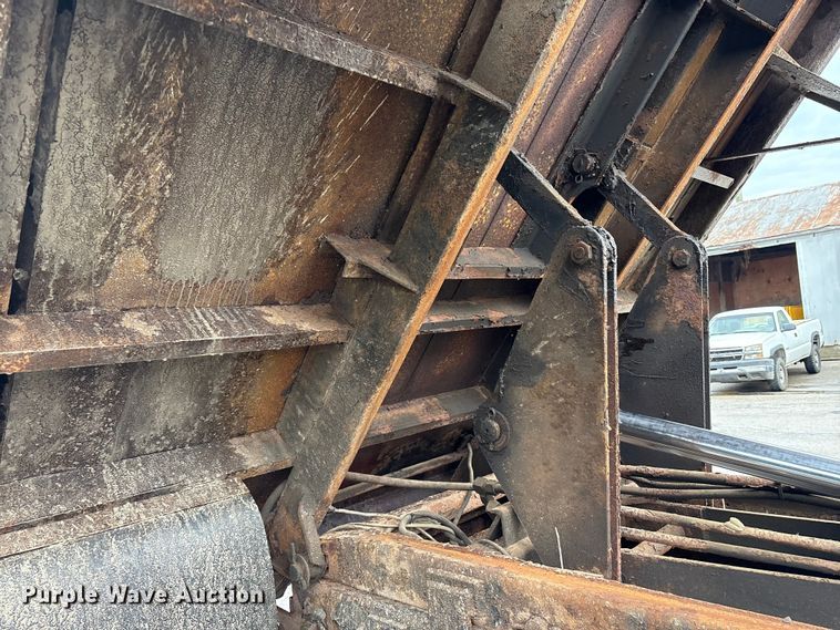 image for item FK1242 1999 GMC C8500 dump truck