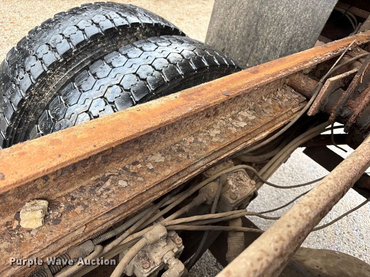 image for item FK1242 1999 GMC C8500 dump truck