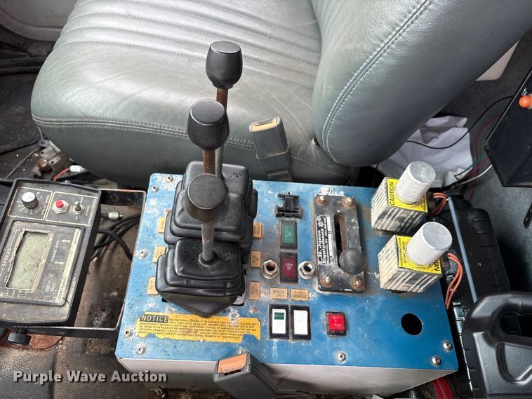 image for item FK1242 1999 GMC C8500 dump truck