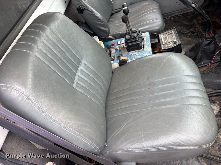 image for item FK1242 1999 GMC C8500 dump truck