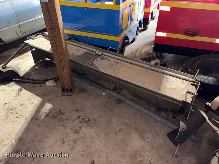 image for item FK1242 1999 GMC C8500 dump truck