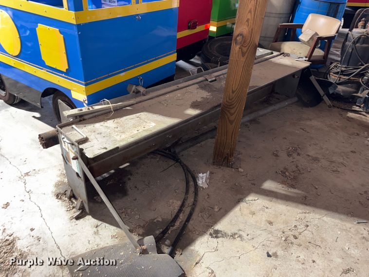 image for item FK1242 1999 GMC C8500 dump truck