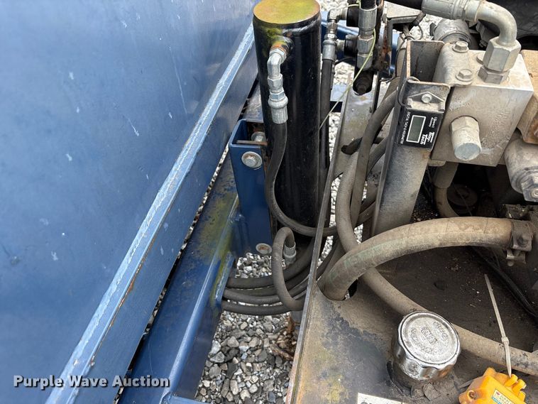 image for item FK1245 2017 Pro-Tainer Pro-Pactor-15 compactor trailer