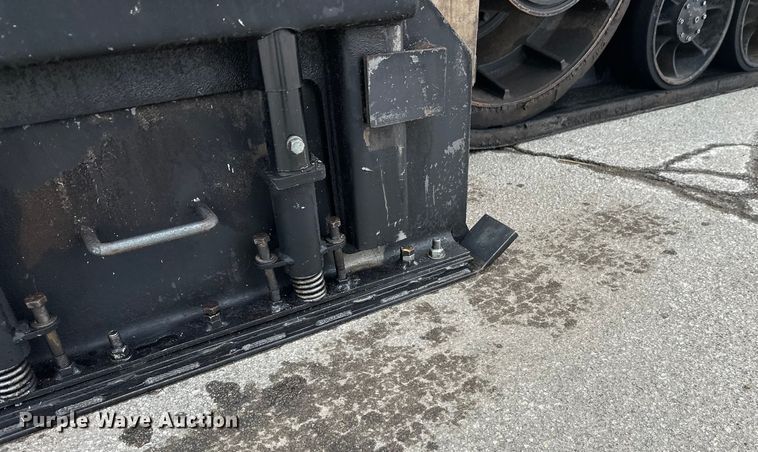 image for item FK1578 2010 Caterpillar AP1055D paver