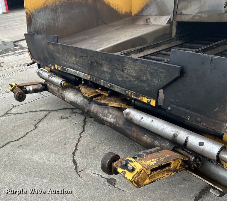 image for item FK1578 2010 Caterpillar AP1055D paver