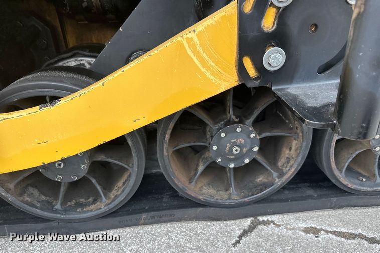 image for item FK1578 2010 Caterpillar AP1055D paver