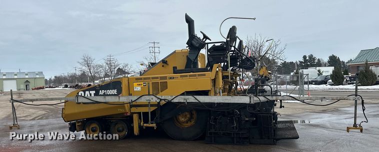 image for item FK1579 2014 Caterpillar AP1000E paver