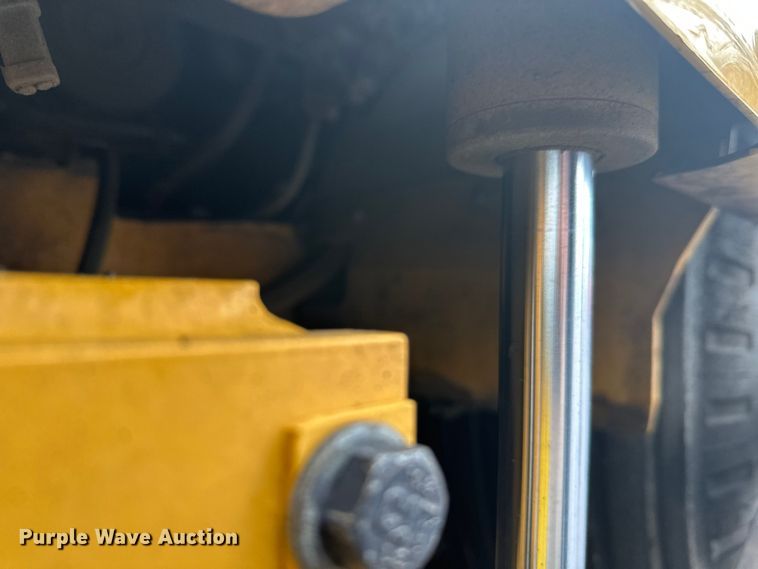 image for item FK1579 2014 Caterpillar AP1000E paver