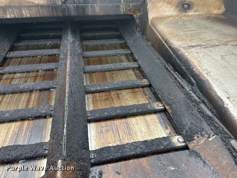 image for item FK1579 2014 Caterpillar AP1000E paver