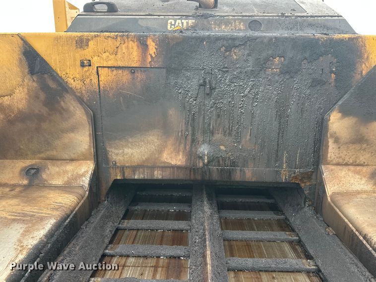 image for item FK1579 2014 Caterpillar AP1000E paver