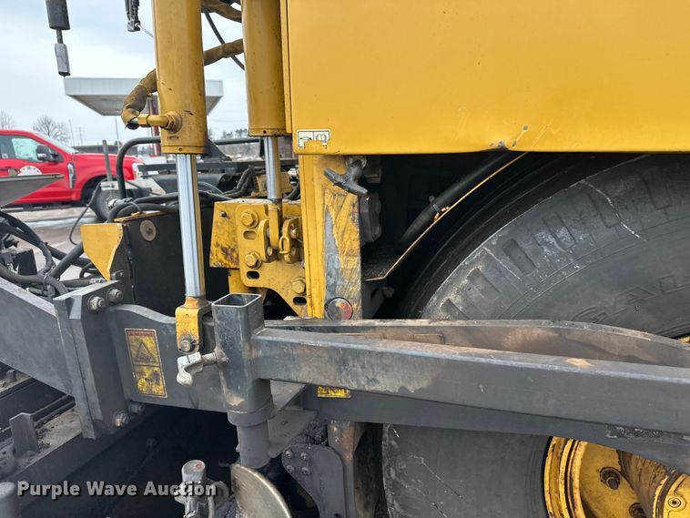 image for item FK1579 2014 Caterpillar AP1000E paver