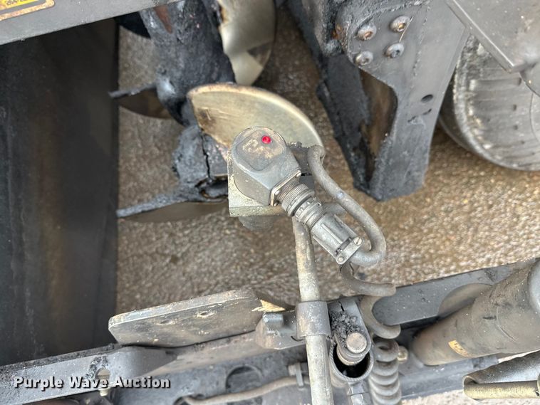 image for item FK1579 2014 Caterpillar AP1000E paver