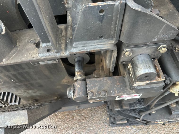 image for item FK1579 2014 Caterpillar AP1000E paver