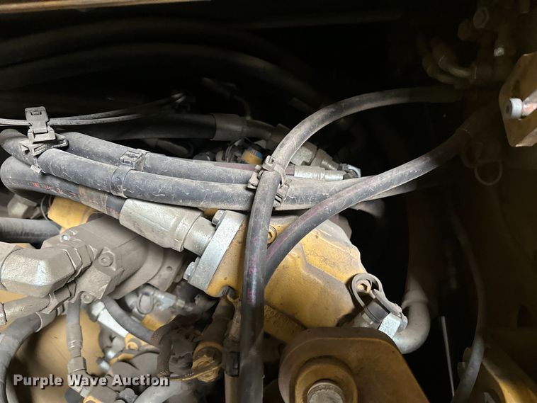 image for item FK1579 2014 Caterpillar AP1000E paver