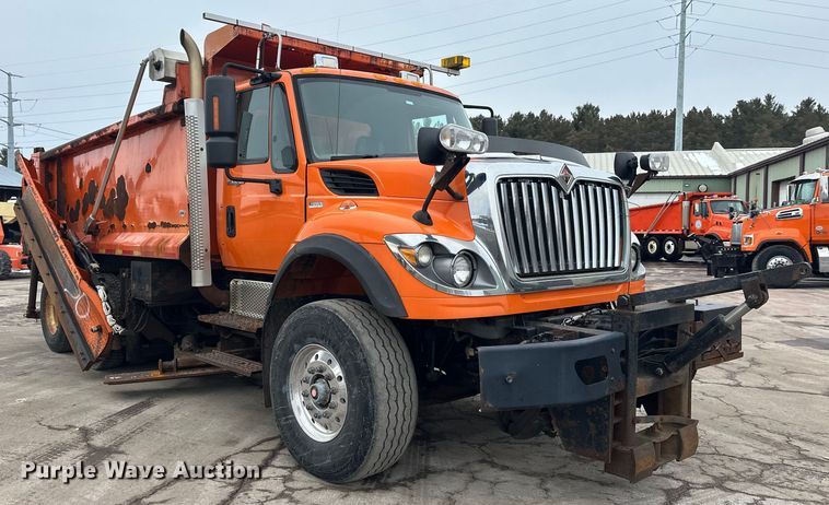 image for item FK1580 2012 International SF637 dump truck