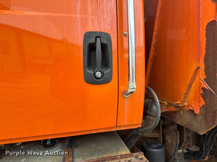 image for item FK1580 2012 International SF637 dump truck