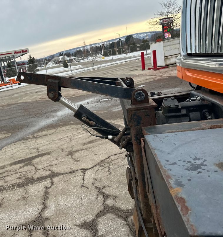 image for item FK1580 2012 International SF637 dump truck