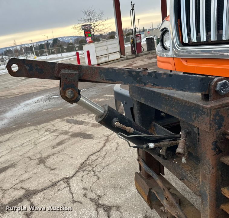 image for item FK1580 2012 International SF637 dump truck