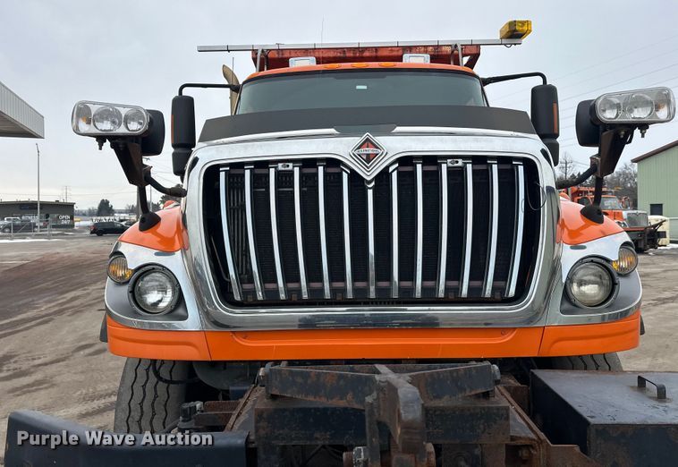 image for item FK1580 2012 International SF637 dump truck