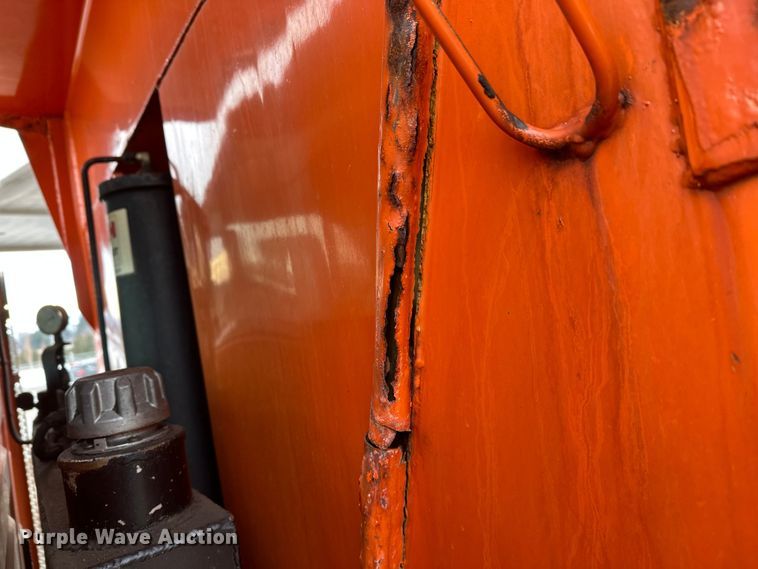 image for item FK1580 2012 International SF637 dump truck