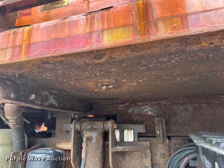 image for item FK1580 2012 International SF637 dump truck