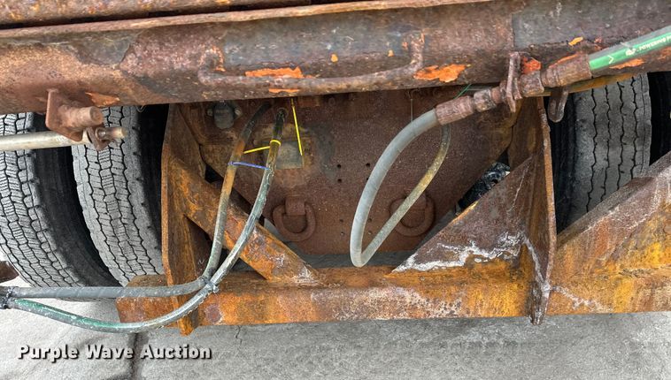 image for item FK1580 2012 International SF637 dump truck