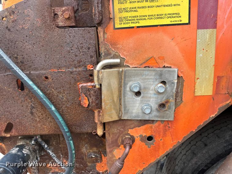 image for item FK1580 2012 International SF637 dump truck