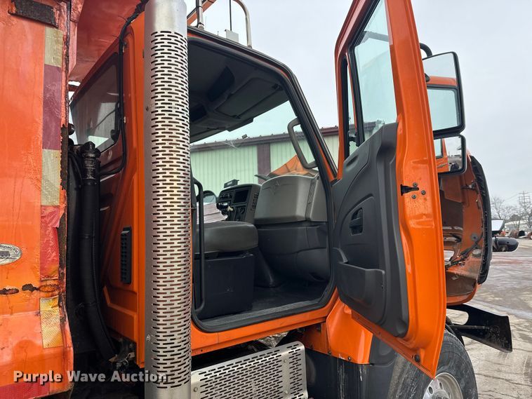 image for item FK1580 2012 International SF637 dump truck