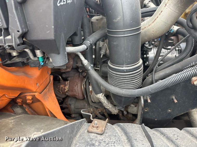 image for item FK1580 2012 International SF637 dump truck