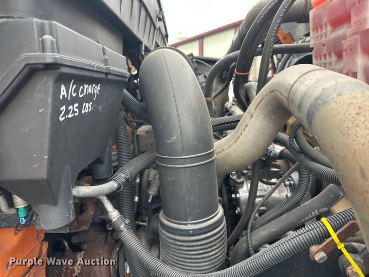 image for item FK1580 2012 International SF637 dump truck