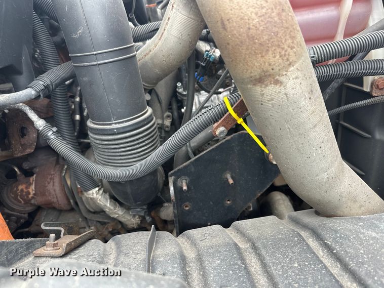 image for item FK1580 2012 International SF637 dump truck